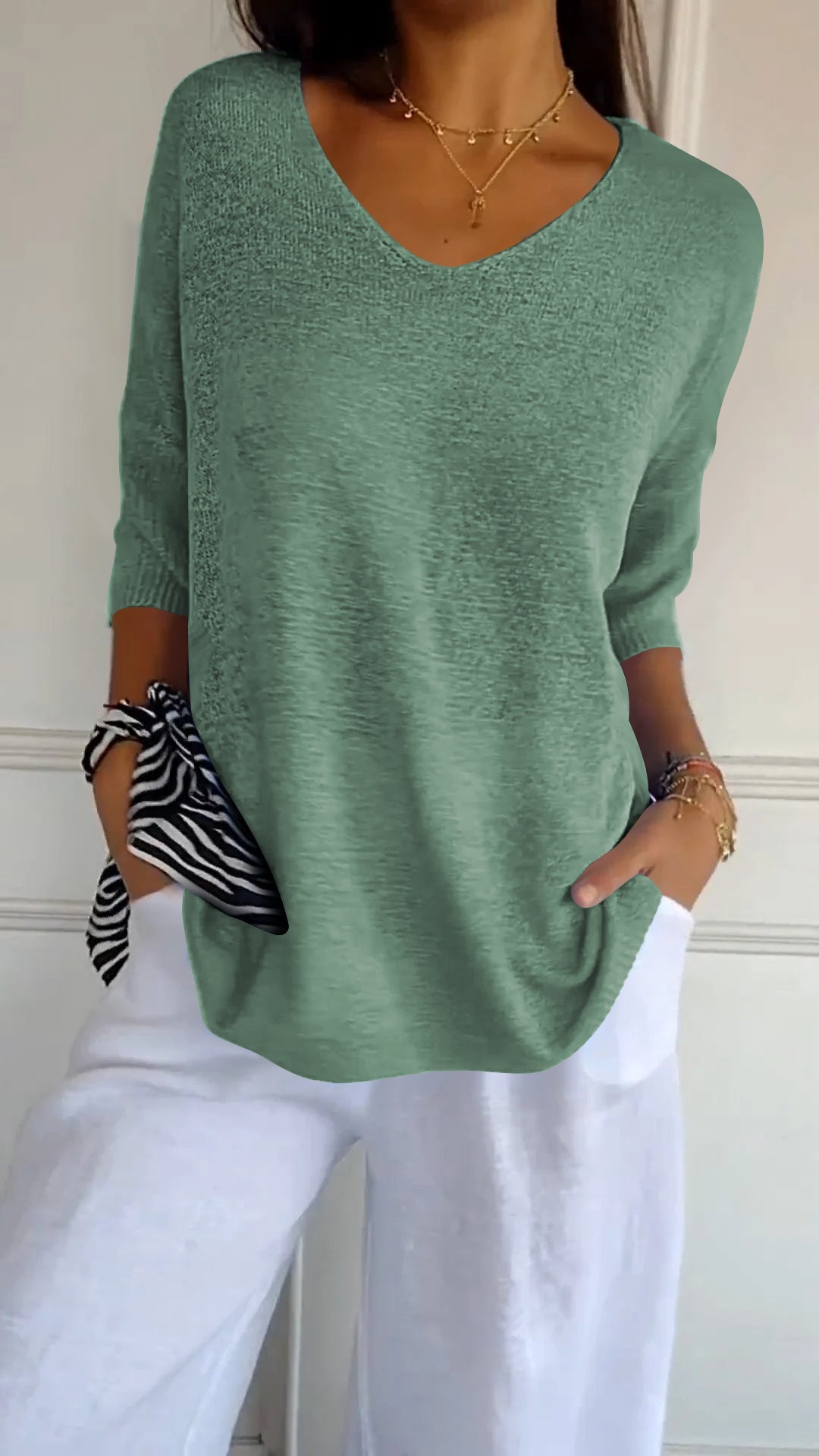 Anna™ | Women’s V-Neck Knit Top