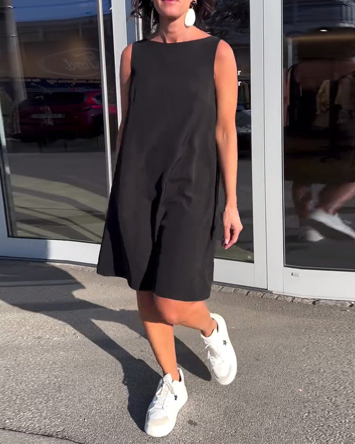 Dara™ | Women’s Sleeveless Solid Color Shift Dress