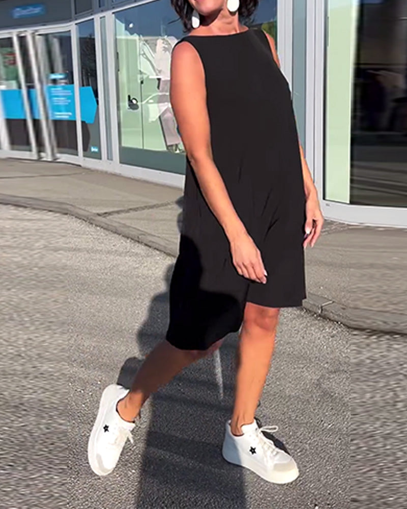 Dara™ | Women’s Sleeveless Solid Color Shift Dress